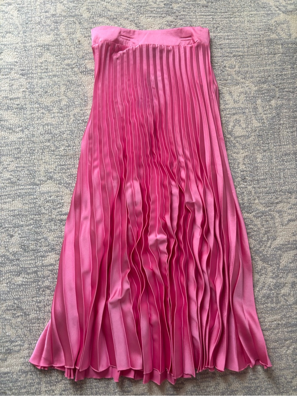 New Look Satin Pleated Midi Skirt in Fuchsia Pink